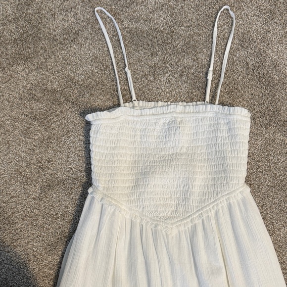 American Eagle Outfitters White Maxi Dress - Picture 2 of 4